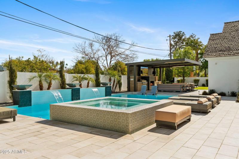 54-web-or-mls-3851-n-jokake-dr