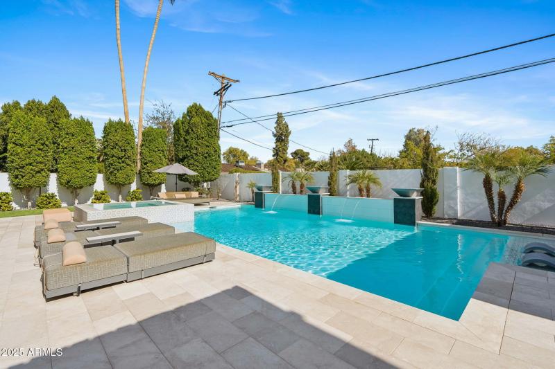 59-web-or-mls-3851-n-jokake-dr