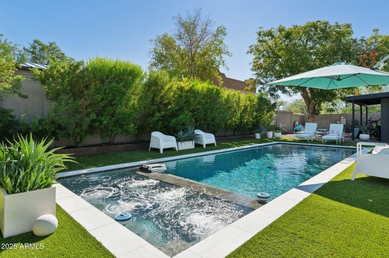 Flush spa is a hidden treat