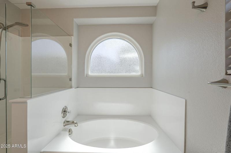 Primary Bathtub