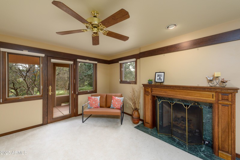 115 Merry Go Round Rock Rd-23