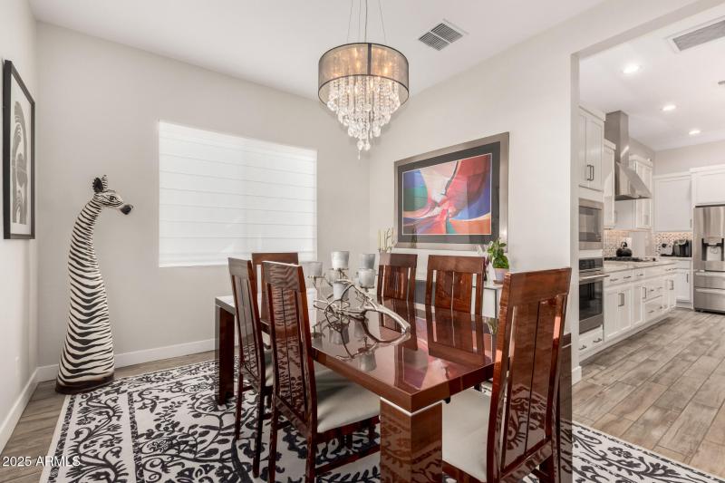 Dining Room View B
