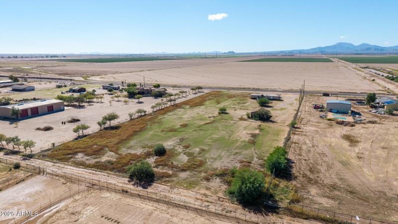 40 Val Vista