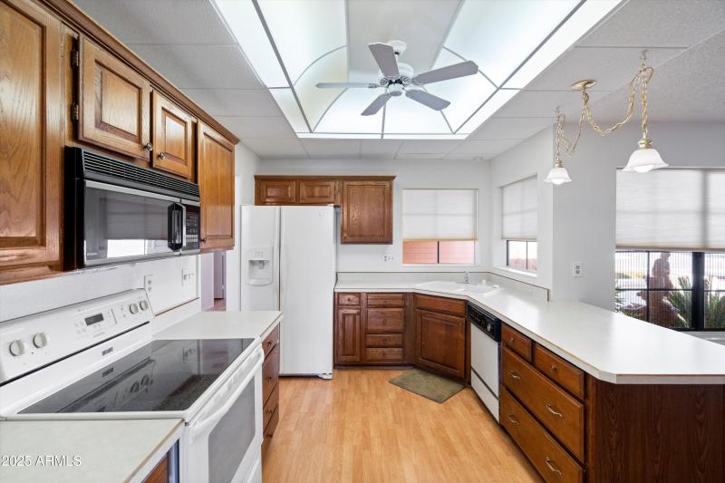 19-Kitchen