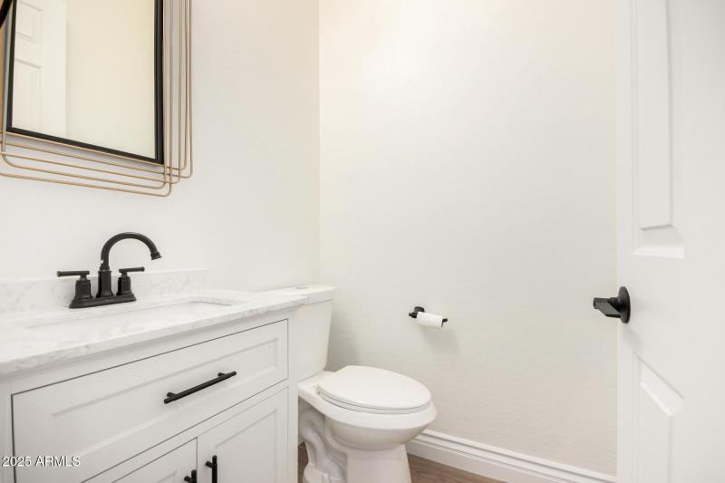 24- 2069 E Cedar Place, Chandler 85249