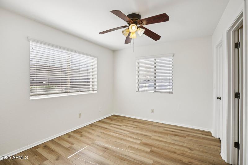 19-web-or-mls-N Miller Rd unit 1001-S161