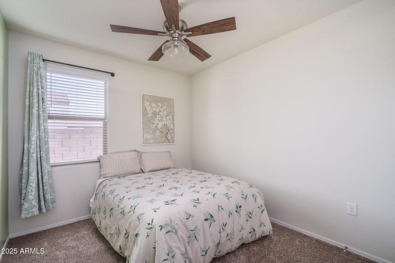 19) BED 4