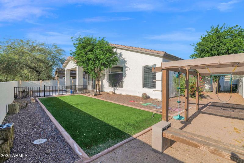39-web-or-mls-P1337405