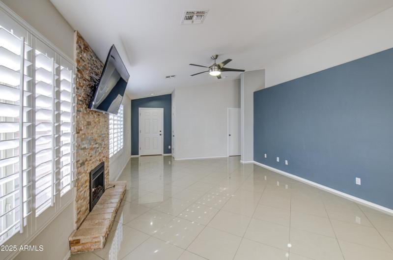 Living Room 4