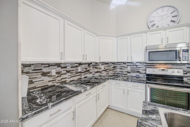 Kitchen 7