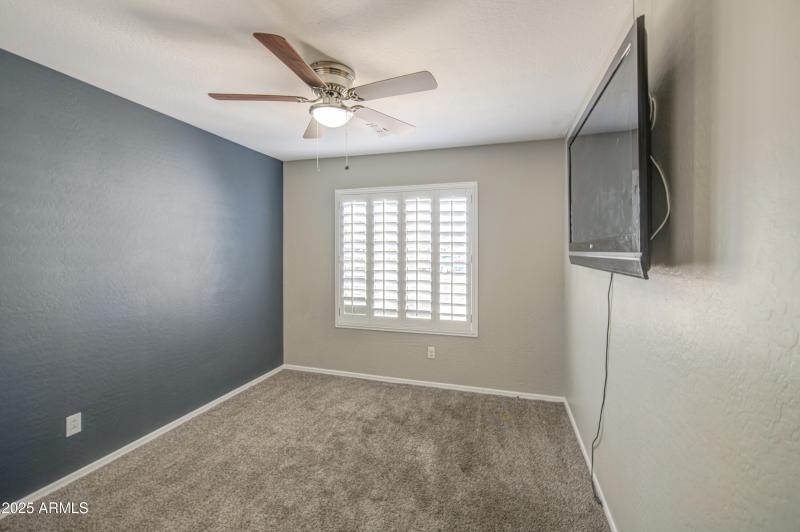 Bedroom 2-pic 1