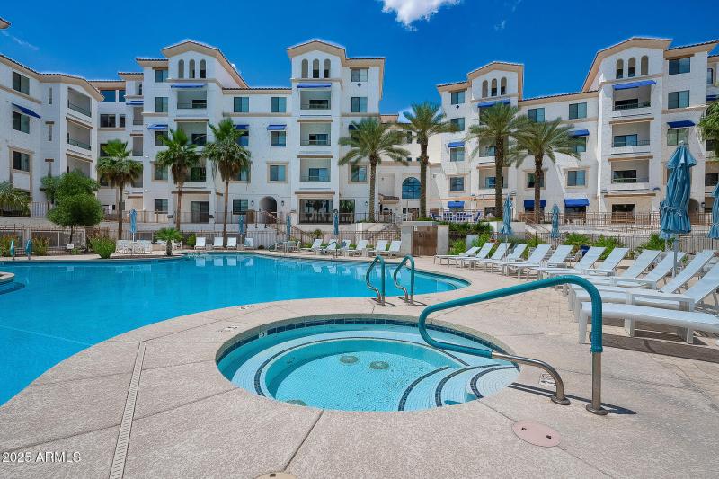 Pool & Spa