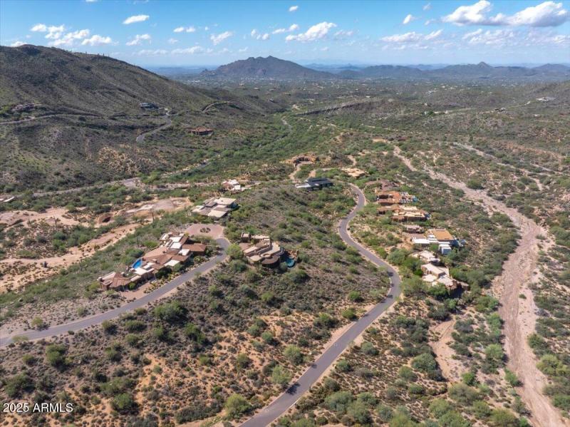 Great location in Desert Mountain