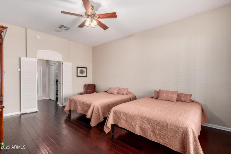26 Primary Suite