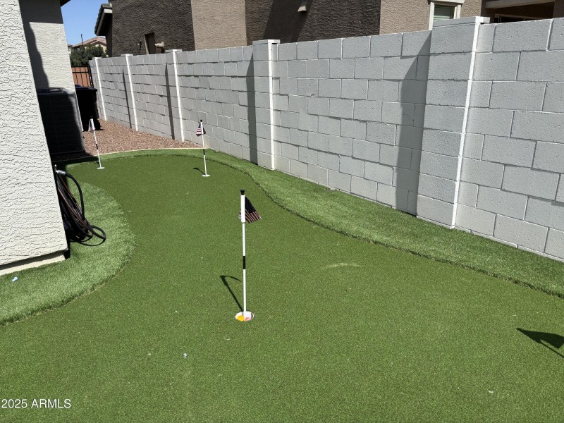 Putting Green2