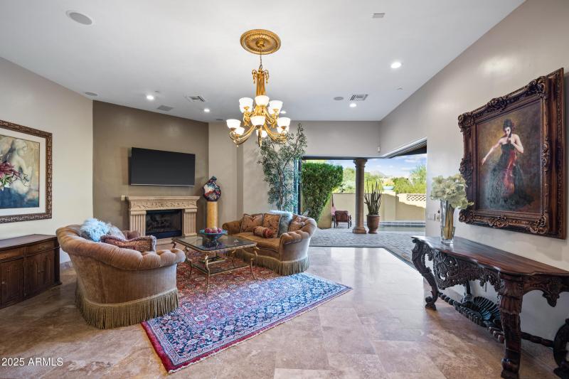 9290 E Thompson Peak Pkwy #409-10-2