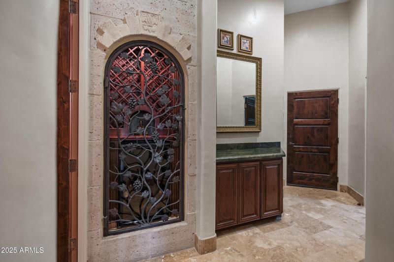 9290 E Thompson Peak Pkwy #409-38-2