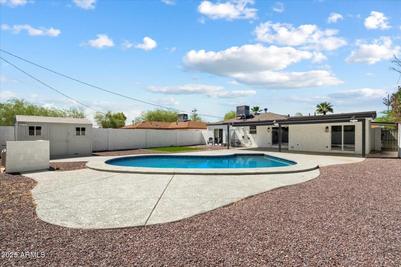 Fully refinished Pool