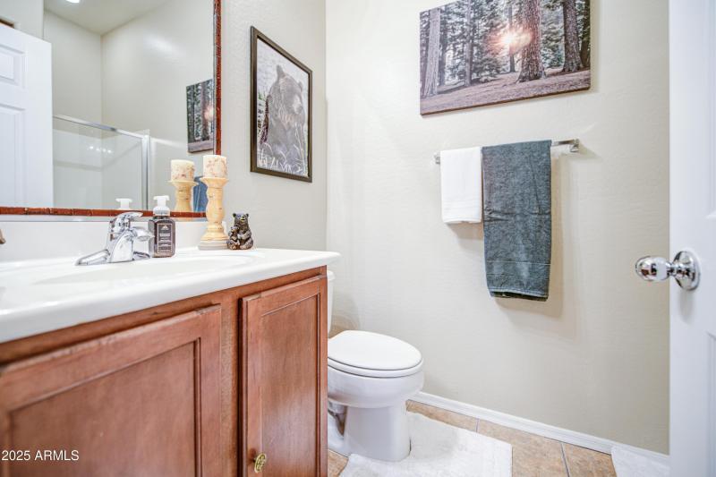 Bathroom 2-pic 1