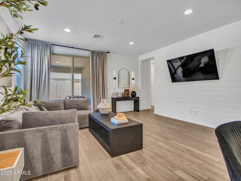 Living-room-(1)