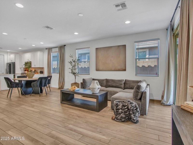 Living-room-(3)