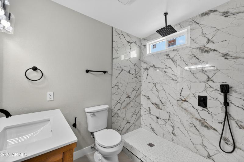 Primary En Suite