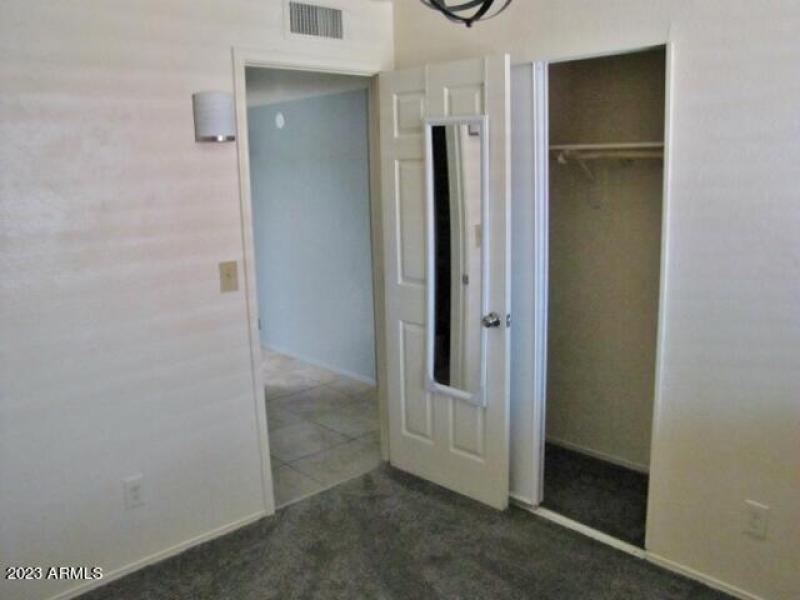 Bedroom #4 (b)