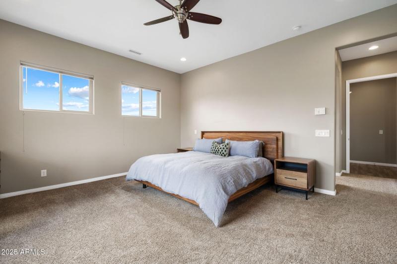 16-Primary Bedroom (2)