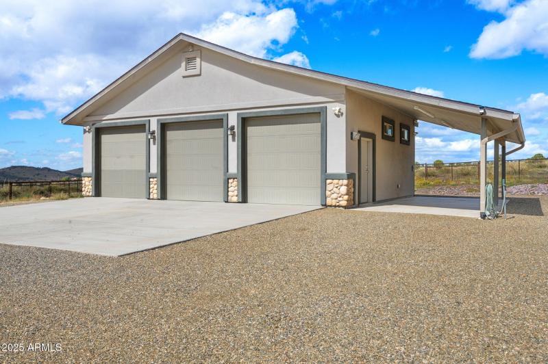 38-Detached Garage