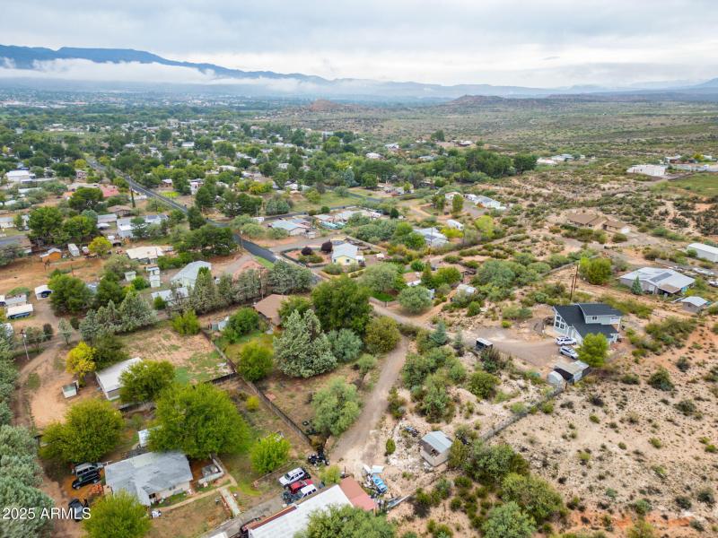 8-web-or-mls-4700-zalesky-rd