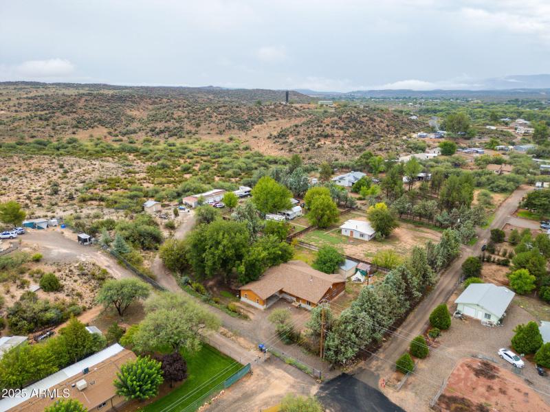 12-web-or-mls-4700-zalesky-rd