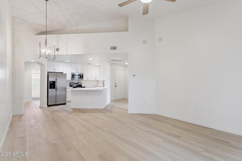 8-web-or-mls-5249-e-shea-blvd-206