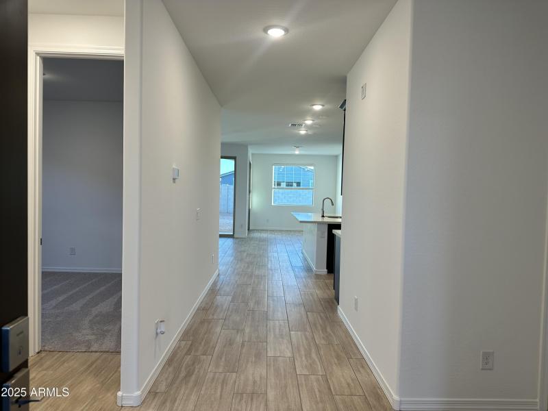 002 Foyer