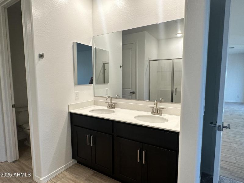 019 Primary bath