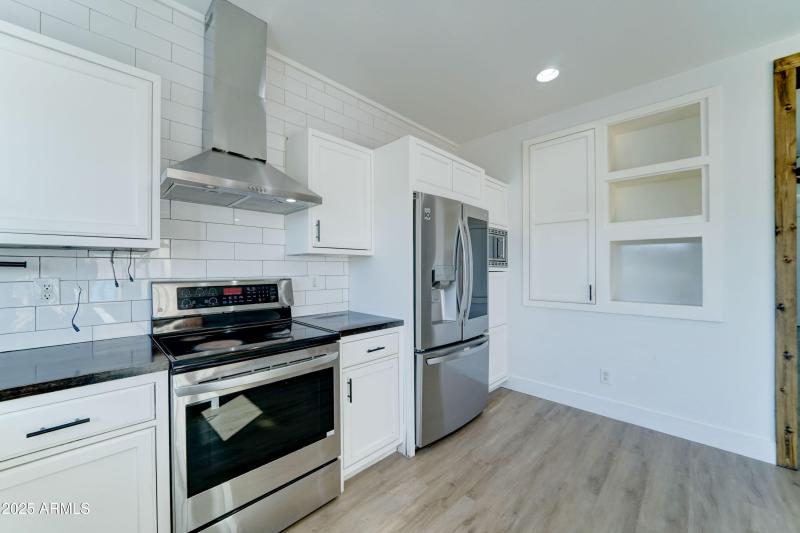 4933 N 108th AVE-6