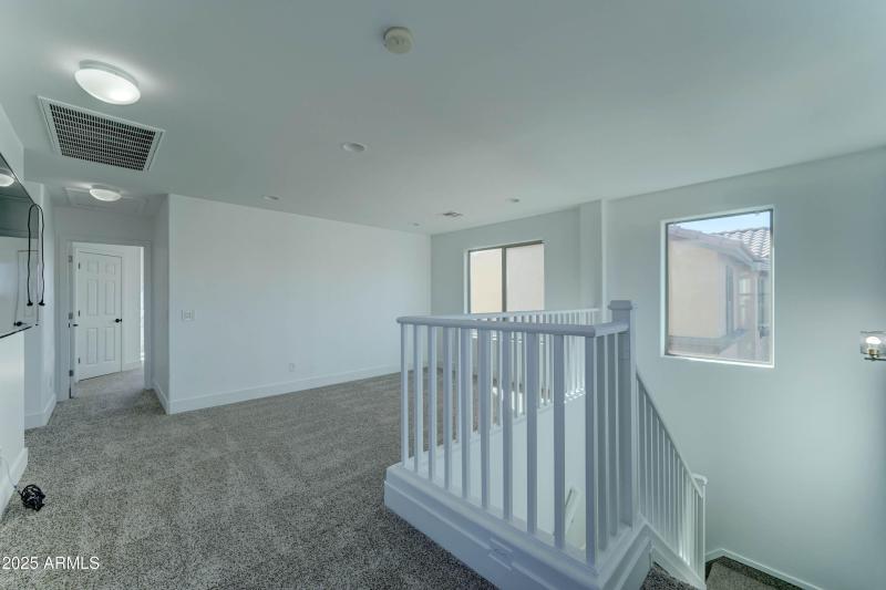 4933 N 108th AVE-16