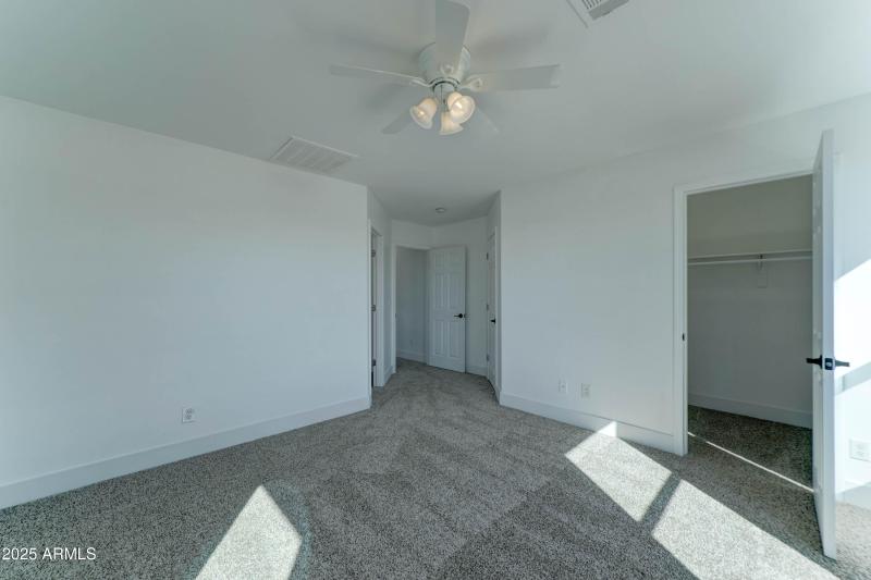 4933 N 108th AVE-18