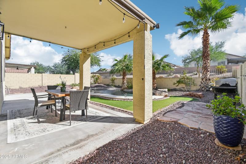 11-print-W Cardinal Dr-S1610-1-008