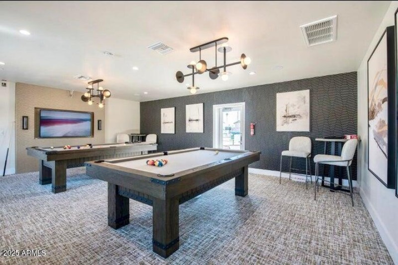 305 Billards