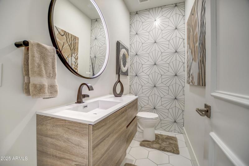 Half Bath 1, 1
