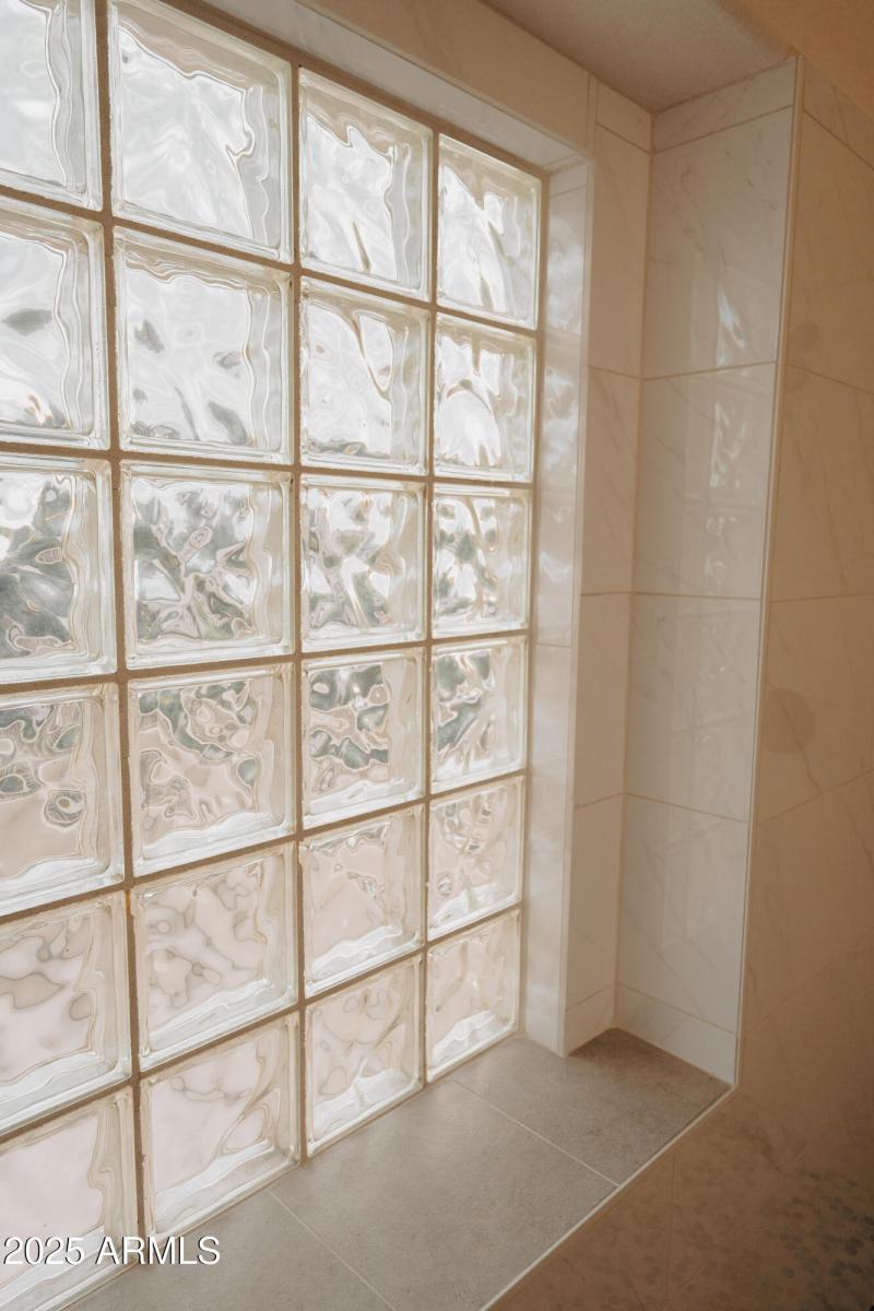 Master Shower 2