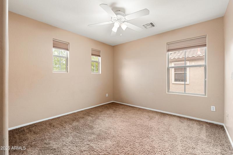 3693 E Sparrow Pl - 31