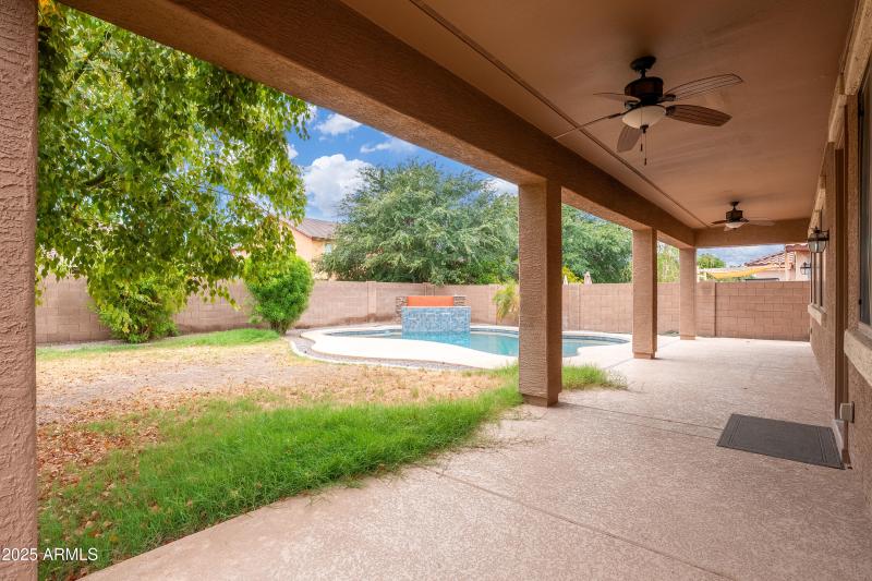 3693 E Sparrow Pl - 36