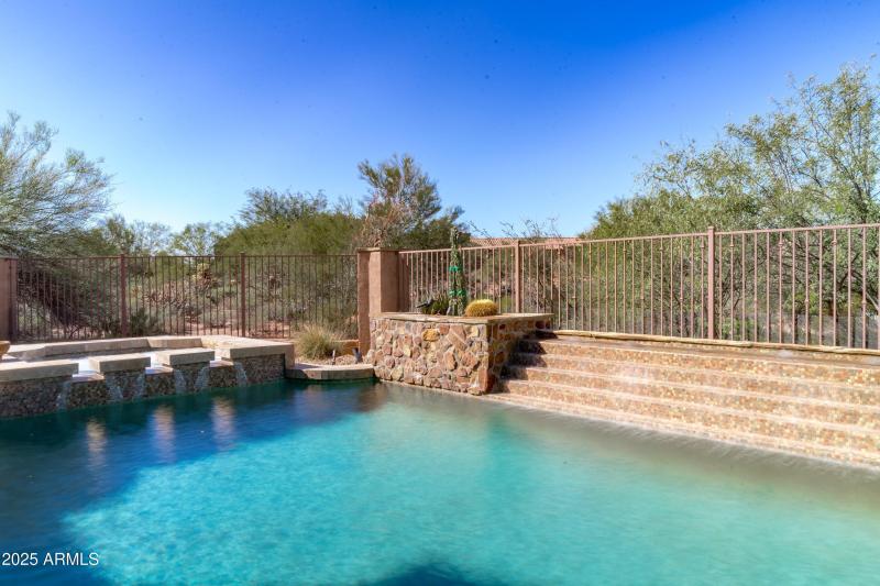 093-Backyard View
