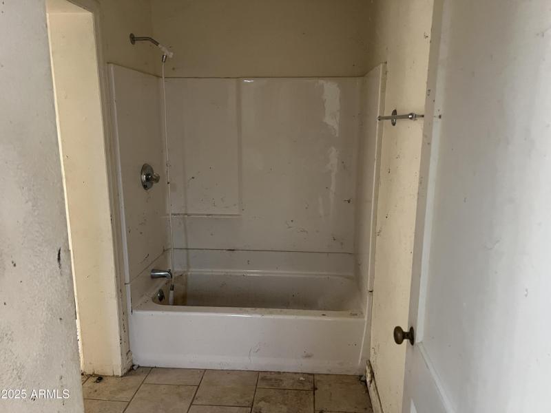 Bathroom1
