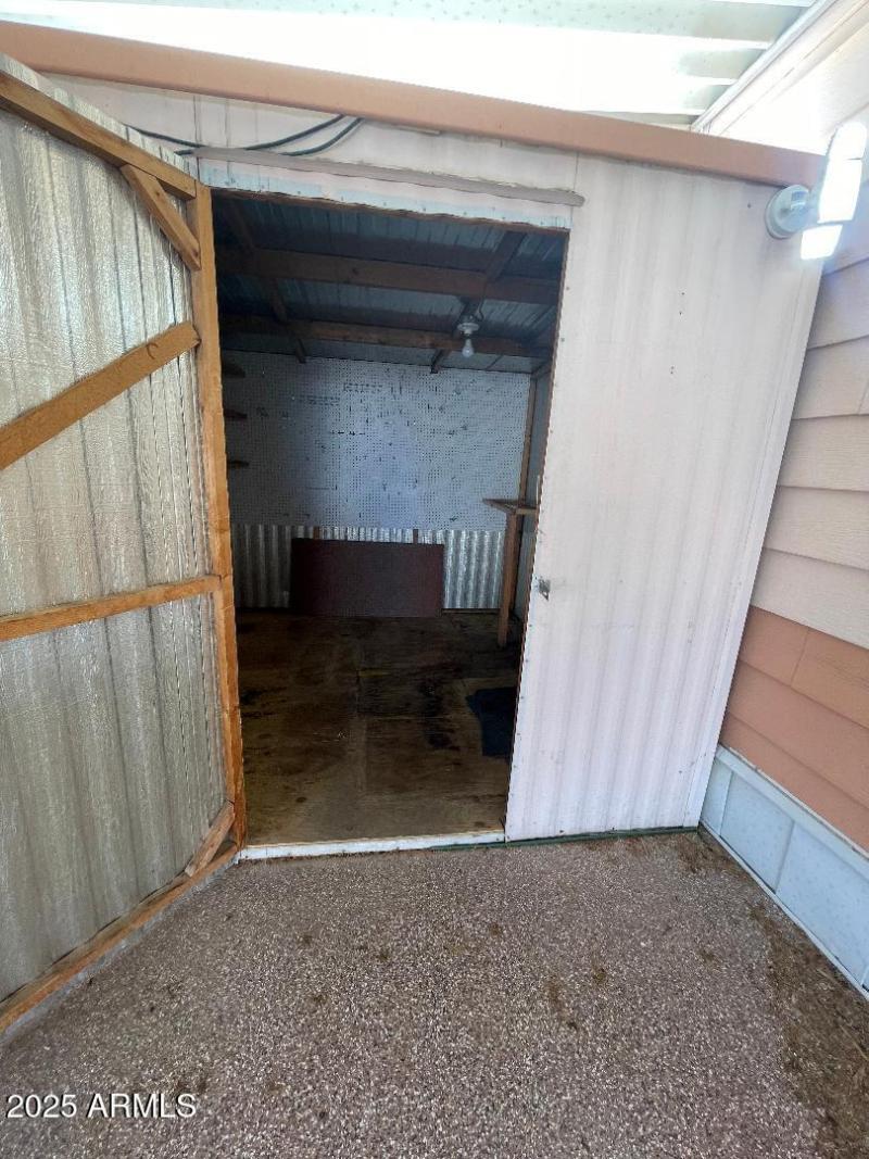 shed
