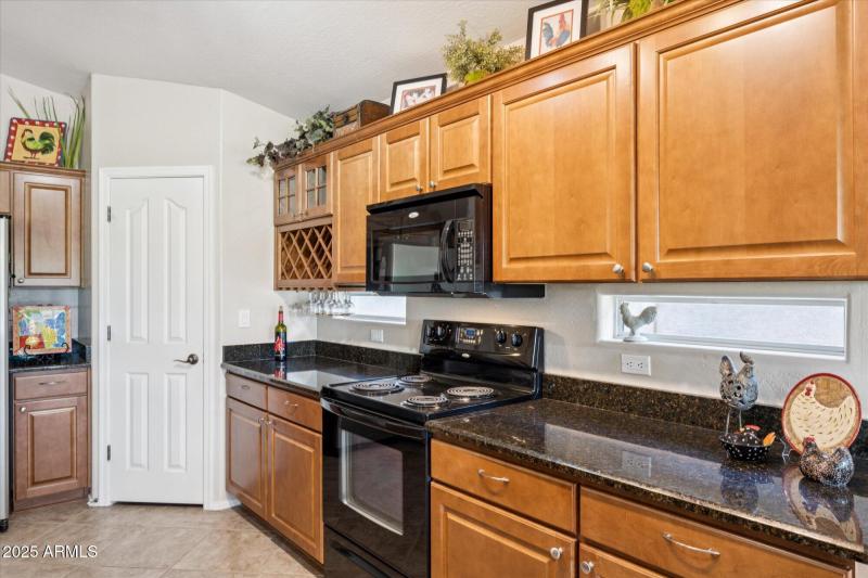 Kitchen 4