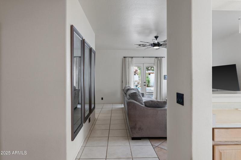 1140 S Rockwell St-5