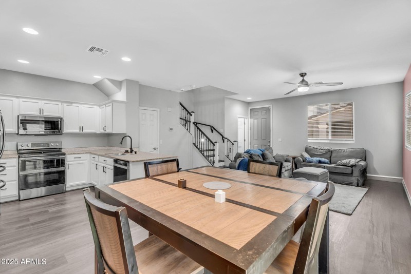 29-web-or-mls-20-web-or-mls-73rd Ave-16