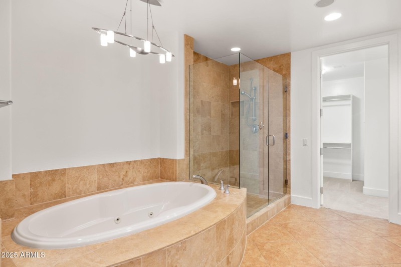 SPA TUB